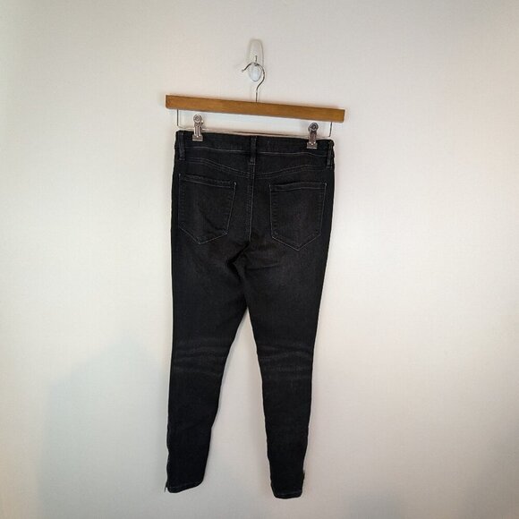 Athleta Sculptek Ultra Skinny Jean, Sz 4 - Picture 4 of 6